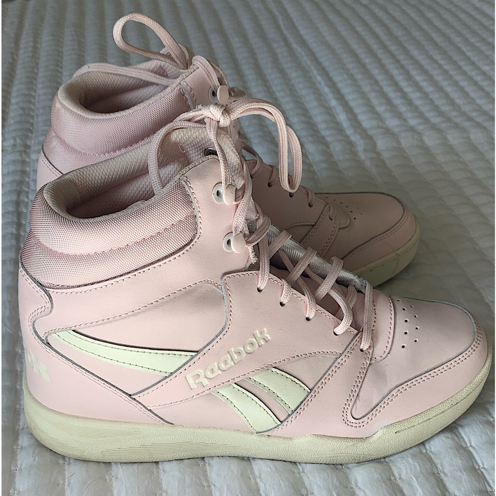 Reebox baby pink wedge heel size 9.5